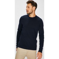 Jack & Jones - Sweter. Czarne swetry klasyczne męskie Jack & Jones, m, z bawełny, z okrągłym kołnierzem. W wyprzedaży za 69,90 zł.