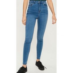 Jeansy skinny high waist - Niebieski. Niebieskie spodnie z wysokim stanem Sinsay, z jeansu. W wyprzedaży za 59,99 zł.