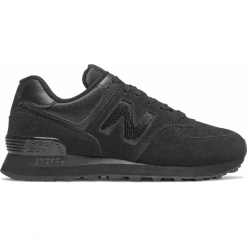 New Balance WL574FHA. Czarne buty sportowe damskie marki New Balance, bez wzorów, klasyczne. W wyprzedaży za 239,99 zł.