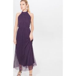 Maxi sukienka Gold Label - Bordowy. Czerwone sukienki damskie Mohito, s, bez wzorów, bez kołnierzyka, bez rękawów, maxi. Za 179,99 zł.