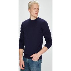 Trussardi Jeans - Sweter. Niebieskie swetry męskie Trussardi Jeans, m, bez wzorów, z bawełny, z okrągłym kołnierzem, bez kaptura. W wyprzedaży za 269,90 zł.