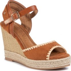 Espadryle REFRESH - 69561 Camel. Pomarańczowe espadryle damskie Refresh, bez wzorów, ze skóry ekologicznej, bez obcasa, na obcasie. Za 189,00 zł.
