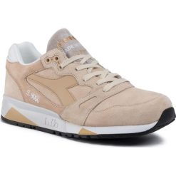 Sneakersy DIADORA - S8000 Italia 501.170533 01 C6585 Bleached Sand/Croissant. Brązowe sneakersy męskie Diadora, na co dzień, bez wzorów, z zamszu, eleganckie, bez zapięcia. W wyprzedaży za 399,00 zł.