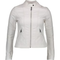 Kurtka w kolorze białym. Białe kurtki damskie marki Cashmere & Jackets, s, bez wzorów, ze skóry, bez kaptura. W wyprzedaży za 156,95 zł.