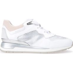 Półbuty GEOX D SHAHIRA. Białe creepersy damskie Geox, ze skóry. Za 329,90 zł.