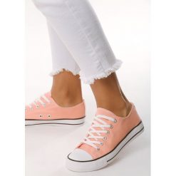 Łososiowe Trampki Hokey. Różowe trampki i tenisówki damskie Born2be, bez wzorów, na sznurówki. Za 49,99 zł.