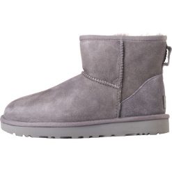UGG Classic II Mini Śniegowce Szary. Szare śniegowce damskie Ugg, na zimę, ze skóry, bez zapięcia. Za 757,95 zł.
