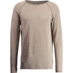 Swetry klasyczne męskie: Selected Homme SHNCLASHACID CREW NECK Sweter caribou