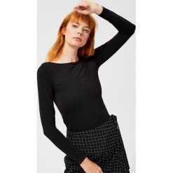 Bluzka typu basic. Czarne bluzki damskie Moodo, s, bez wzorów, z elastanu, bez kołnierzyka, z długim rękawem. Za 29,99 zł.