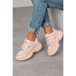 Różowe buty sportowe sneakersy sznurowane casu 20h2/p. Różowe buty dziewczęce sportowe Casu, bez wzorów, ze skóry ekologicznej, na sznurówki. Za 69,99 zł.