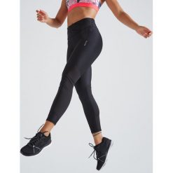 Legginsy fitness kardio 500 damskie. Czarne legginsy sportowe damskie DOMYOS, s, bez wzorów, z elastanu, na fitness i siłownię. Za 74,99 zł.