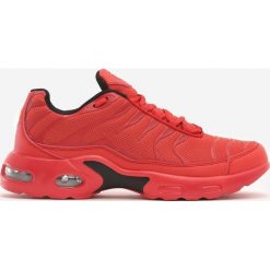 Czerwone Buty Sportowe Sizable. Czerwone buty sportowe męskie Born2be, bez zapięcia. W wyprzedaży za 129,99 zł.