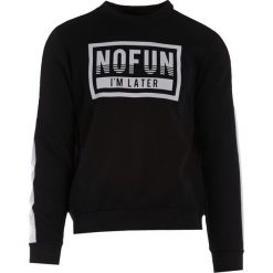Czarna Bluza Parpheme. Czarne bluzy męskie Born2be, xl, bez wzorów, bez kołnierzyka, bez rękawów, bez kaptura. Za 69,99 zł.