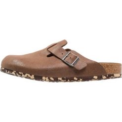 Birkenstock BOSTON Klapki sandwashed brown. Brązowe klapki męskie Birkenstock, z materiału. Za 449,00 zł.