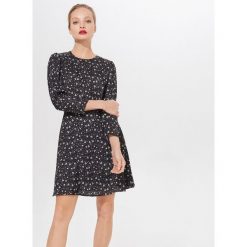 Sukienka mini - Czarny. Czarne sukienki damskie Mohito, mini. Za 159,99 zł.