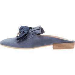 Chodaki damskie: Donna Carolina Klapki jeans
