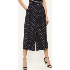 Kuloty Pinko Crembrule PE20 BLK01 1G14RM Y63A. Czarne spodnie damskie Pinko, z wiskozy. W wyprzedaży za 539,00 zł.