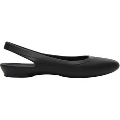 Crocs Ladies Ballerina Crocs Eve Sling Powrót Black 204955-001 (Rozmiar 36-37). Czarne klapki damskie marki Crocs, bez wzorów, bez obcasa. W wyprzedaży za 121,00 zł.