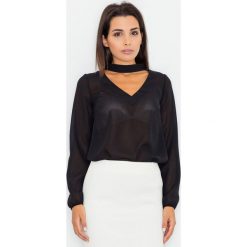 Czarna Elegancka Lekka Bluzka z Wyciętym Dekoltem. Czarne bluzki damskie marki Molly.pl, s, z tkaniny, eleganckie, z długim rękawem. Za 109,00 zł.
