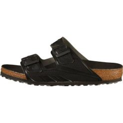 Birkenstock Klapki black. Czarne klapki męskie Birkenstock, z materiału. W wyprzedaży za 407,20 zł.