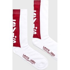 Levi's - Skarpety (2-pack). Białe skarpetki męskie marki Levi's®, bez wzorów, z elastanu. Za 39,90 zł.