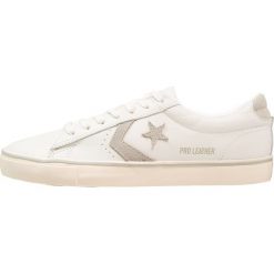 Converse PRO VULC Tenisówki i Trampki icicle/agate gray/egret. Białe tenisówki damskie Converse, z materiału. W wyprzedaży za 356,15 zł.