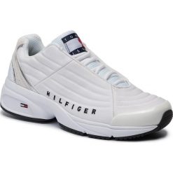 Sneakersy TOMMY JEANS - Heritage Tommy Jeans Sneaker EN0EN00662 White YBS. Białe półbuty damskie Tommy Jeans, z jeansu. Za 539,00 zł.