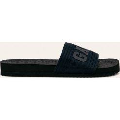 Gant - Klapki Plagepool. Niebieskie klapki damskie GANT, bez wzorów, z materiału, bez obcasa, na obcasie. Za 179,90 zł.