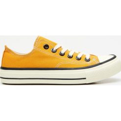 Klasyczne trampki - Żółty. Trampki i tenisówki damskie Cropp. Za 69,99 zł.