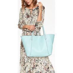 TORBA TYPU SHOPPER. Niebieskie torby damskie na zakupy marki Top Secret, ze skóry ekologicznej, na ramię, duże. W wyprzedaży za 59,99 zł.