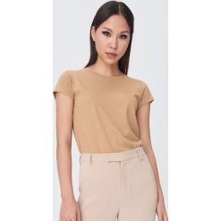 Koszulka basic - Beżowy. Brązowe koszulki damskie Sinsay, s, bez wzorów, bez kołnierzyka. Za 9,99 zł.