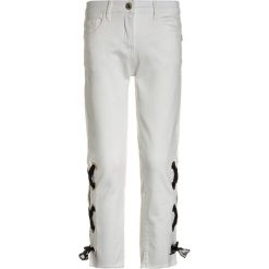 Spodnie chłopięce: Patrizia Pepe Jeansy Slim Fit milk white