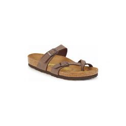 Klapki Birkenstock MAYARI. Pomarańczowe klapki damskie marki Birkenstock, bez wzorów, bez obcasa. Za 329,00 zł.
