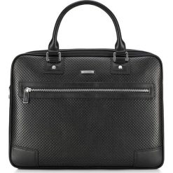 Torba na laptopa. Czarne torby na laptopa Wittchen, w paski, z nylonu, eleganckie. W wyprzedaży za 299,90 zł.