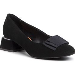 Półbuty LASOCKI - 6331-01S Black. Czarne półbuty damskie Lasocki, bez wzorów, ze skóry, bez obcasa, bez zapięcia. Za 229,99 zł.