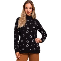 Bluza oversize z nadrukiem - czarna. Czarne bluzy damskie Moe, z elastanu, bez kaptura. W wyprzedaży za 169,00 zł.
