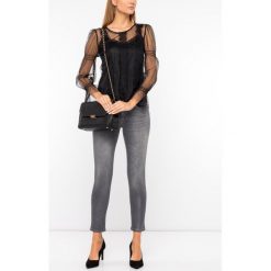 Bluzka Silvian Heach CVA19009BL. Czarne bluzki damskie Silvian Heach, xs, bez wzorów, bez kołnierzyka, bez rękawów. W wyprzedaży za 279,00 zł.