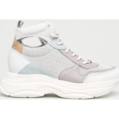 Steve Madden - Buty Zova Sneaker. Buty sportowe damskie Steve Madden, bez wzorów, ze skóry, sportowe. W wyprzedaży za 299,90 zł.