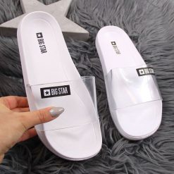 Klapki damskie plażowe gumowe białe Big Star DD274A258 - biały. Białe klapki damskie BIG STAR, bez wzorów, z gumy, bez obcasa. Za 49,99 zł.