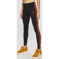 Adidas Originals - Legginsy. Czarne spodnie damskie adidas Originals, s, bez wzorów, z bawełny. W wyprzedaży za 99,90 zł.
