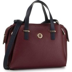 Torebka TOMMY HILFIGER - Th Core Med Satchel AW0AW07304 GBH. Czerwone torebki klasyczne damskie TOMMY HILFIGER, bez wzorów, ze skóry ekologicznej, klasyczne, bez dodatków. W wyprzedaży za 409,00 zł.