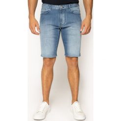 Szorty jeansowe Emporio Armani 3H1PA6 1D4DZ 0942. Niebieskie spodenki i szorty męskie Emporio Armani, m, bez wzorów, z elastanu. Za 679,00 zł.