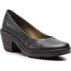 Półbuty FLY LONDON - Wodafly P500996000 Black. Czarne półbuty damskie marki Fly London, bez wzorów, ze skóry, bez obcasa, na obcasie, bez zapięcia. Za 409,00 zł.