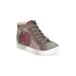 Buty Dziecko GBB MARTA. Różowe trampki dziewczęce marki GBB, bez wzorów, bez zapięcia. Za 311,20 zł.