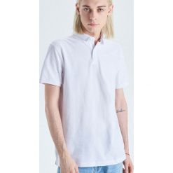 Koszulka polo - Biały. Białe koszulki męskie Cropp, s, bez wzorów, bez rękawów. Za 39,99 zł.