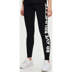 Legginsy we wzory: Legginsy z nadrukiem – Czarny