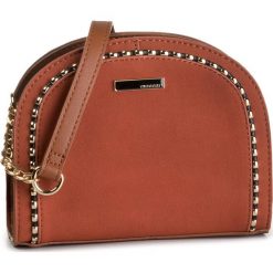 Torebka MONNARI - BAG8560-017 Brown. Pomarańczowe listonoszki damskie Monnari, bez wzorów, ze skóry ekologicznej, bez dodatków. W wyprzedaży za 109,00 zł.