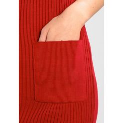 Sukienki: Lost Ink SCOOP NECK POCKET BODYCON Sukienka dzianinowa red