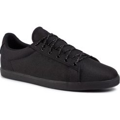 Tenisówki LE COQ SPORTIF - Agate Summer 1910073 Triple Black. Czarne półbuty damskie le coq sportif, bez wzorów, z gumy, bez obcasa, na płaskiej podeszwie, bez zapięcia. W wyprzedaży za 169,00 zł.