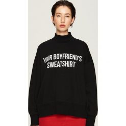 Bluza oversize z nadrukiem - Czarny. Czarne bluzy z nadrukiem damskie Sinsay. Za 59,99 zł.